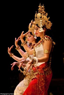 Dancing Apsaras an Exquisite Dance of Grace and Divine Presence!