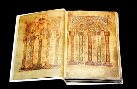 The Gəʿiz Gospels Illuminations: A Testament to Vivid Colors and Intricate Manuscript Design!